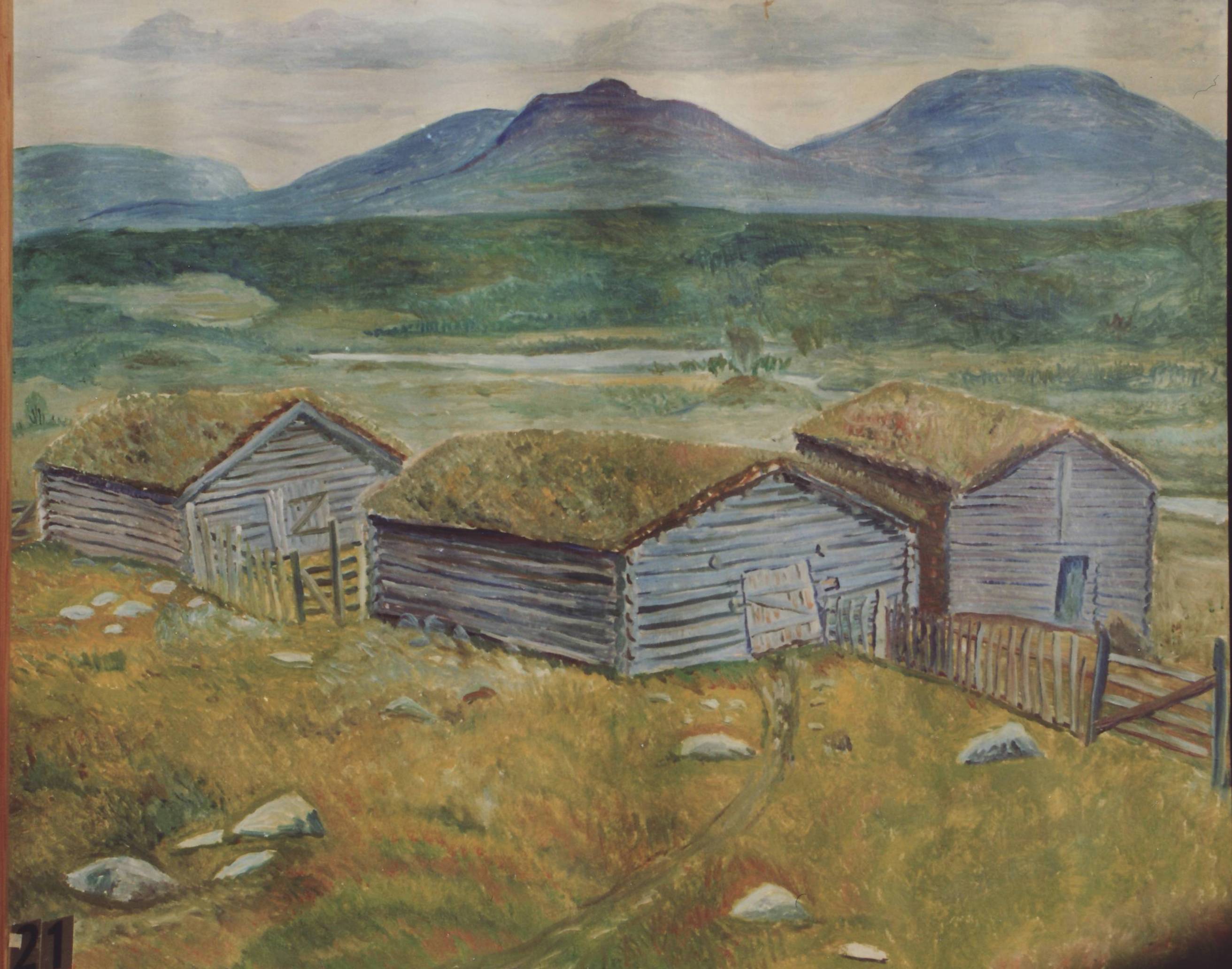 På slutten av 1700-talet bygde han Svein Risdal seg seter i Storhøli’n. Dette vart setra åt Søre Risdal. Frå før hadde han seter på Murudalen, den noverande Aasmundstadsetra. Det som at han flytta setra, var at han i ungdomen var mykje i Megardssetra fordi han var ein nær slektning av Megardsfolket. Han Svein var ó gein ihuga fiskar og reinsskyttar, og hadde da funne at det meir lagleg for både jakt og fiske i Storhøli’n. Det var sakte ikkje så langt åt reinsfjellet frå der den tida. Ei tid etter at Svein bygde, var det to av sønene hans som tok til å rydje seg seter i nærleiken. Det var Hans og Syver. I 1844 vart Risdal delt mellom to av sønene til Svein, Torgeir og Hans. Han Hans vart eigar av Nørdre, og betalte Syver 100 spd. for halvparten hans i setra. Syver vart gift med Rønnaug Aamodt på Sjoa, og flytta dit. Ho var barnebarnet til Eidsvoldsmannen Paul Harildstad.