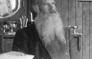 Opplev Borg bygdemuseum og Kvikne-kyrkja!