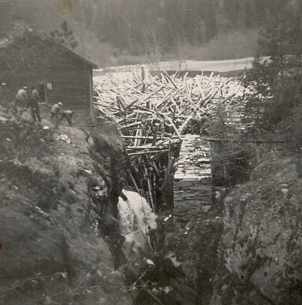 Tømmerfløyting i Kverndalen